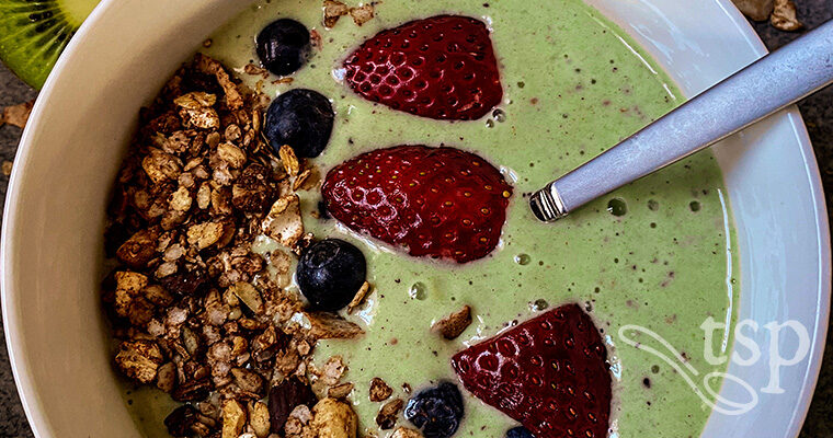 Super Green Smoothie Bowl