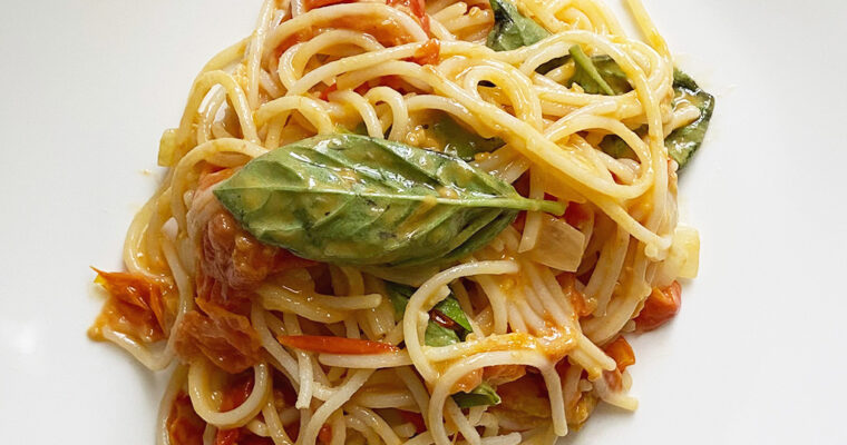 Roasted Cherry Tomato and Garlic Pasta          (gluten free)